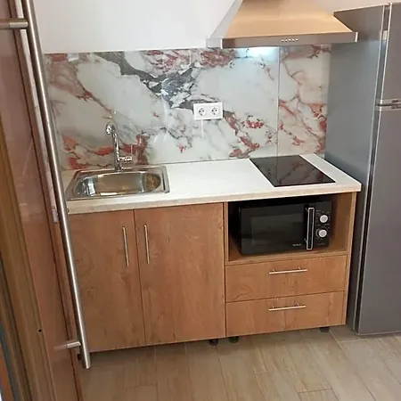 Zeus Throne Hotel 4*